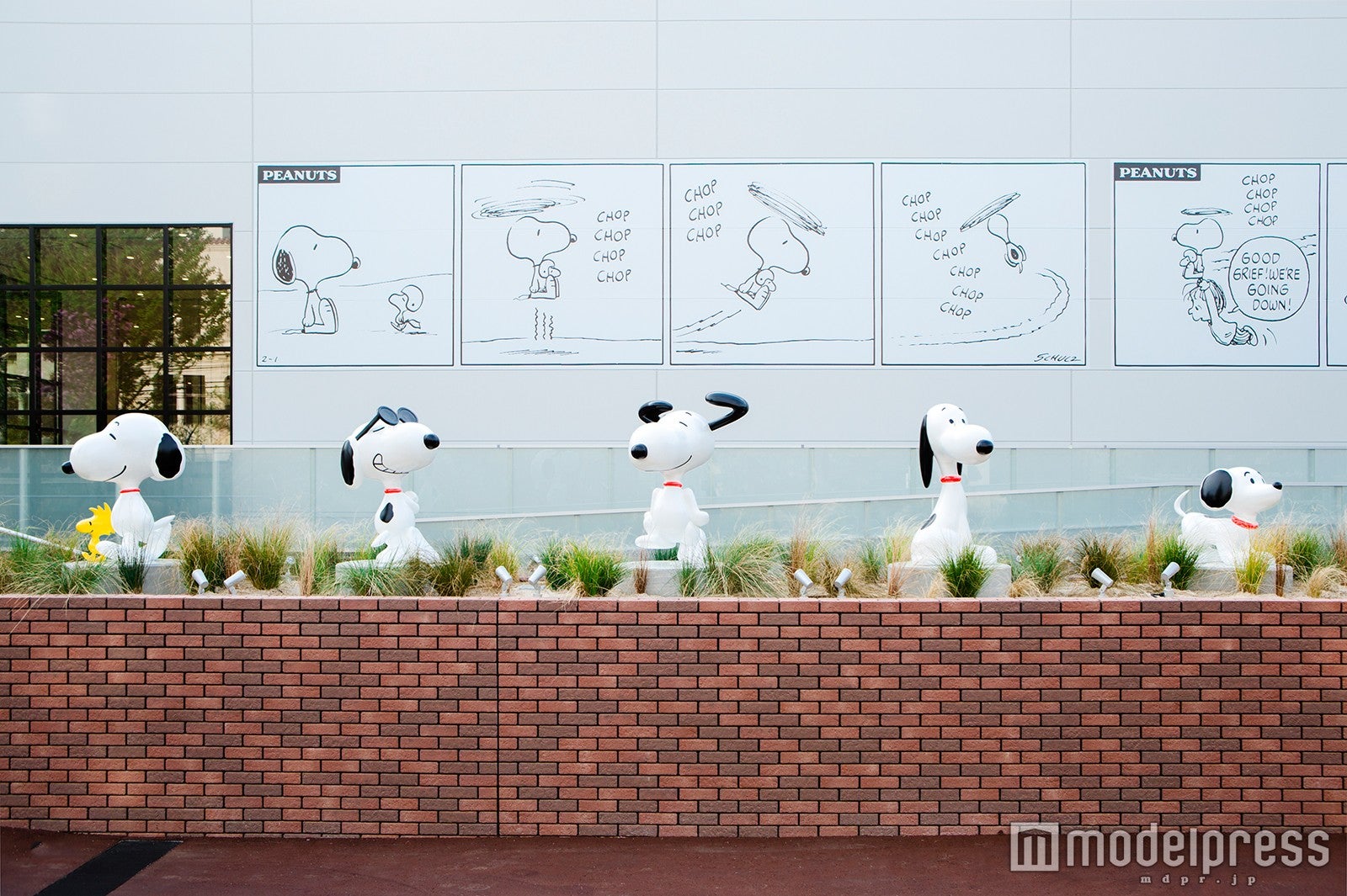 スヌーピーのオブジェ（C）Peanuts Worldwide LLC