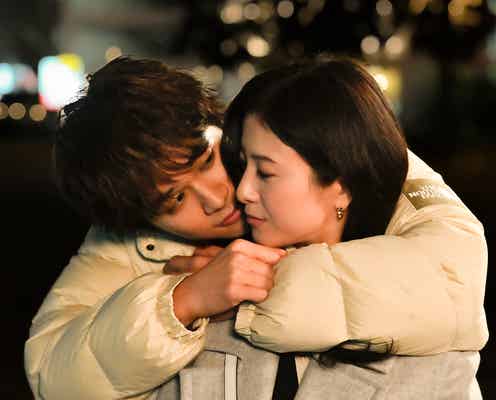 「星降る夜に」鈴(吉高由里子)&一星(北村匠海)、バッグハグからの濃厚キス 不穏予告にも反響「束の間の幸せ」「どうなっちゃうの?」