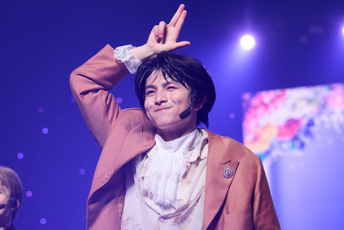 ハル(C)米山三郎、笹森健一