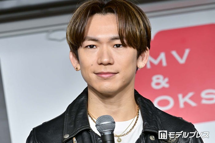 三代目JSB・NAOTO、写真集を見たメンバーの反応は？「男子校みたいなノリ」