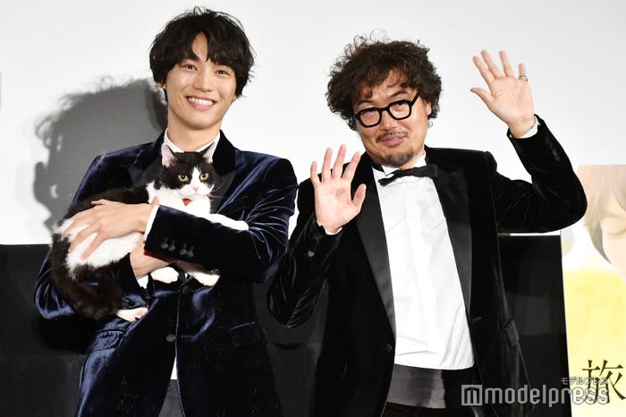 福士蒼汰、ナナちゃん、三木康一郎監督 (C)モデルプレス