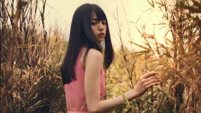 齋藤飛鳥/新CMより(提供画像)