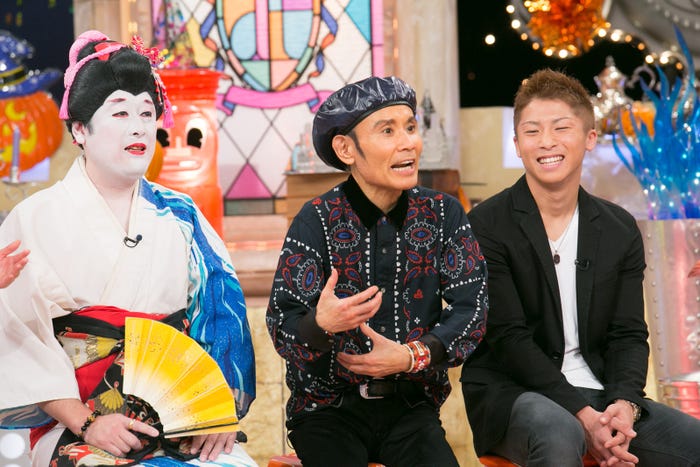 片岡鶴太郎(中央)からアドバイス(写真提供:読売テレビ)