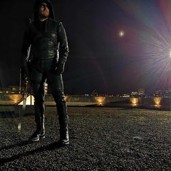 DCドラマ『ARROW/アロー』がついに撮影終了、キャストたちそれぞれの想い