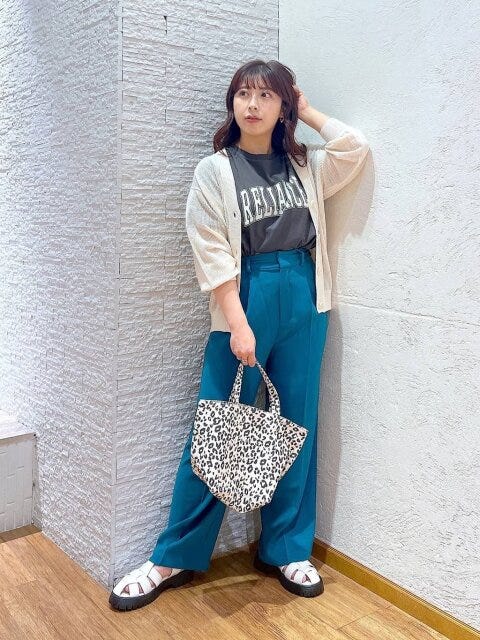 グローバルワーク　パンツ　ウツクシルエットワイドパンツ