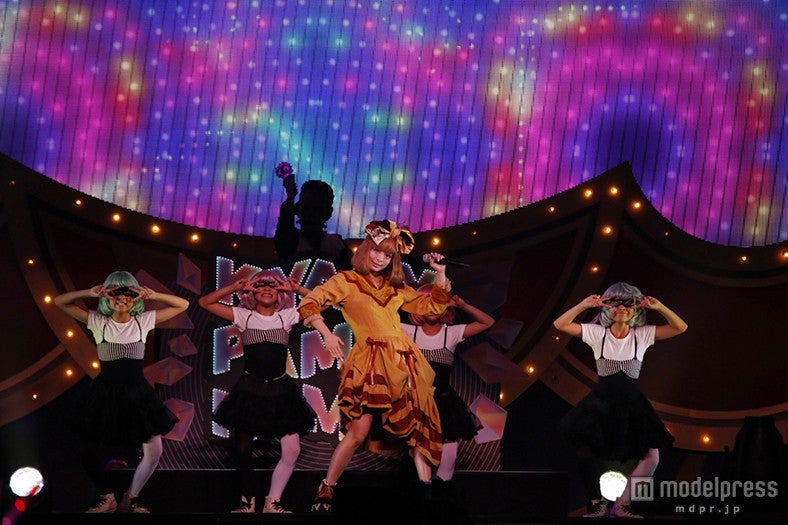 きゃりーぱみゅぱみゅ／撮影：山内洋枝