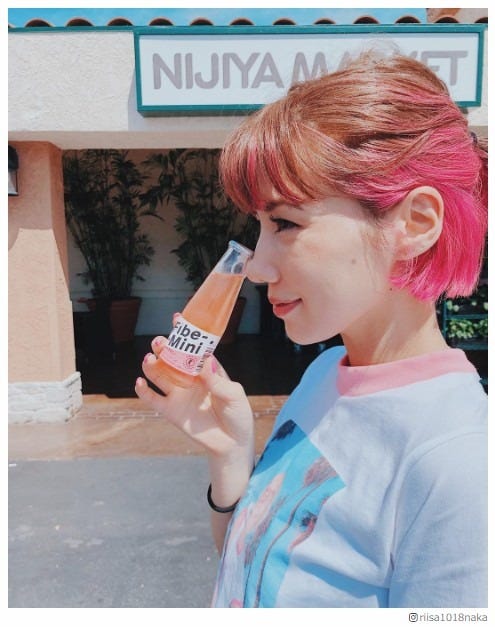 仲里依紗 指原莉乃 池田エライザも 夏に向けたイメチェンに インナーカラー がオススメ モデルプレス 仲里依紗 指原莉乃 池田エライザも 夏に向けたイメチェンに インナーカラー がオススメ モデルプレス