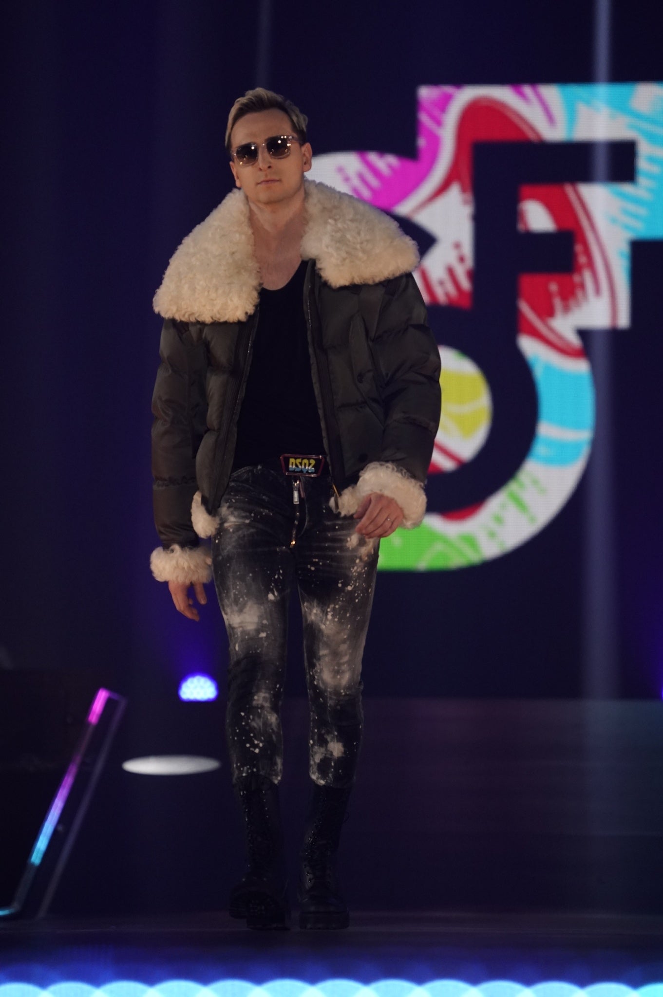 サワ（C）上飯坂 一