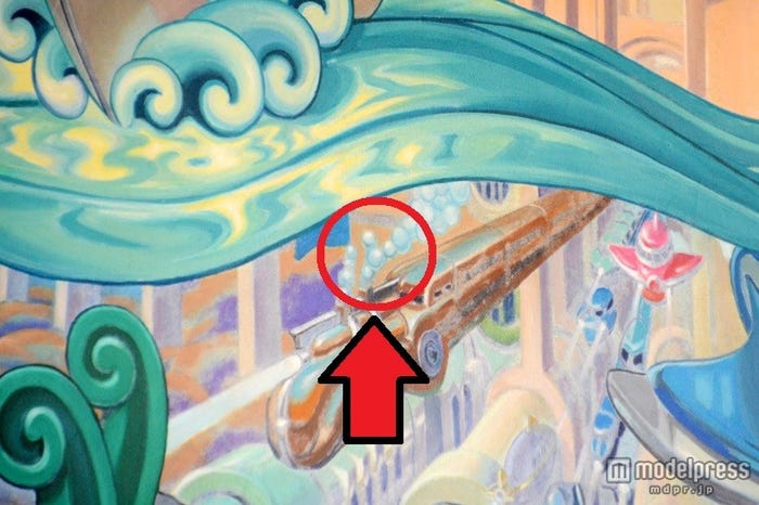 空気の泡でできた隠れミッキー