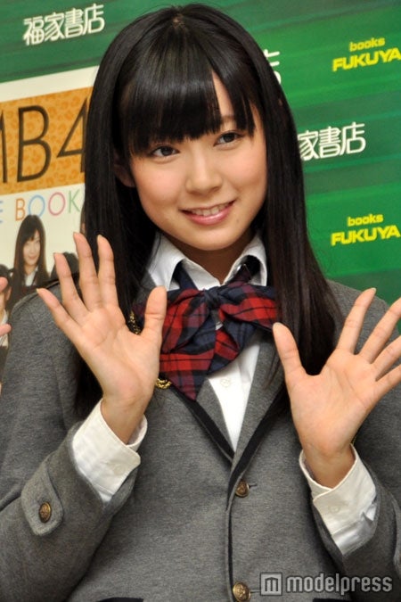 福本愛菜 NMB48  フェザー　懸賞品　手型スタンドホルダー 福本愛菜 NMB48 フェザー 懸賞品 手型スタンドホルダー - メルカリ