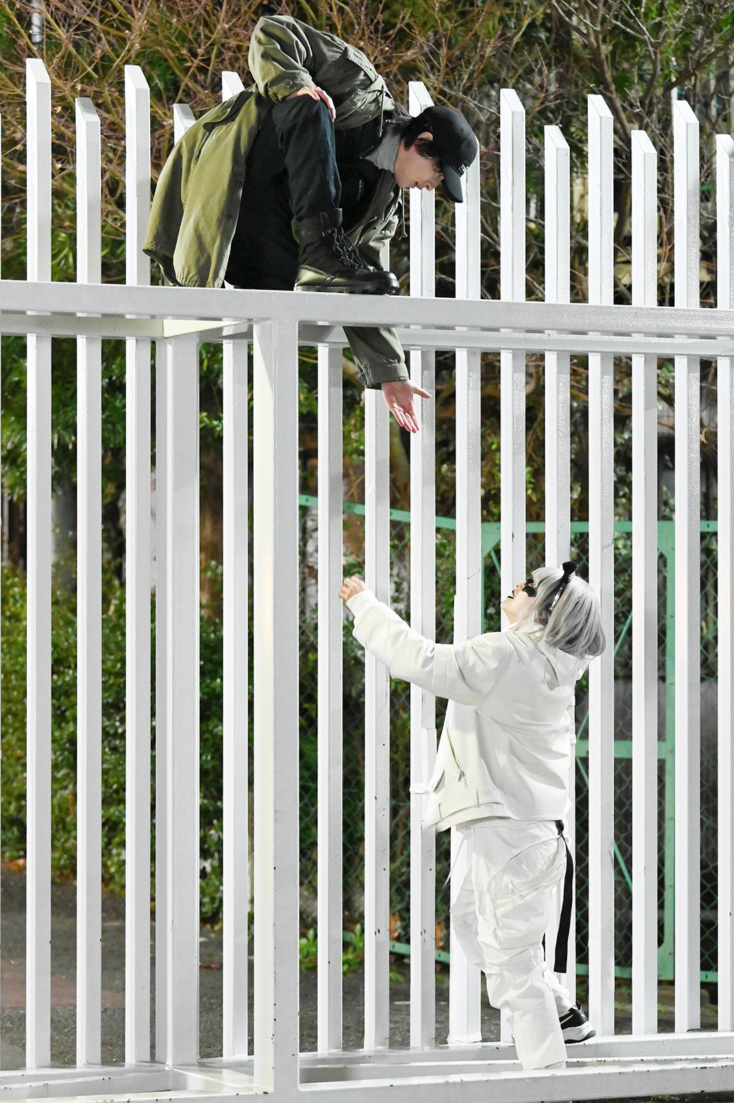 横浜流星、清野菜名／「シロでもクロでもない世界で、パンダは笑う。」より（C）日本テレビ