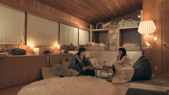 麻由、優衣「TERRACE HOUSE OPENING NEW DOORS」24th WEEK(C)フジテレビ/イースト・エンタテインメント