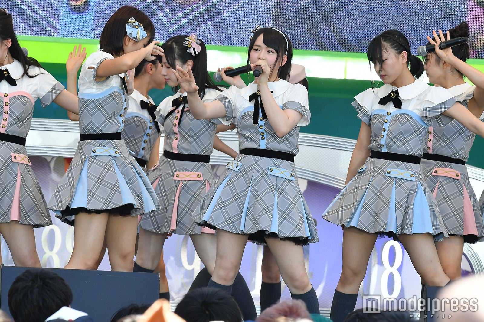 チーム8 （C）モデルプレス