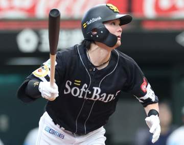 ソフトバンク・緒方理貢が今季初昇格「やっと僕の開幕戦なのでいい結果を出せるように」
