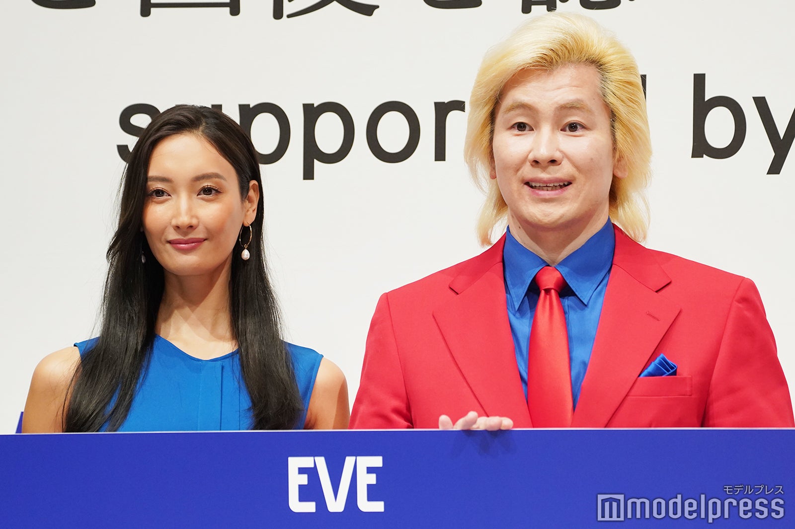 菜々緒、カズレーザー（C）モデルプレス