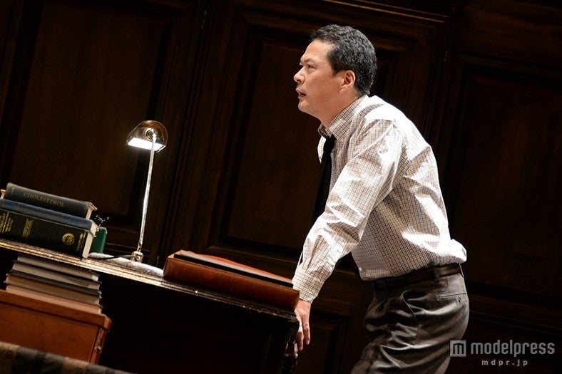 田中哲司／舞台「オレアナ」公開フォトコールの模様