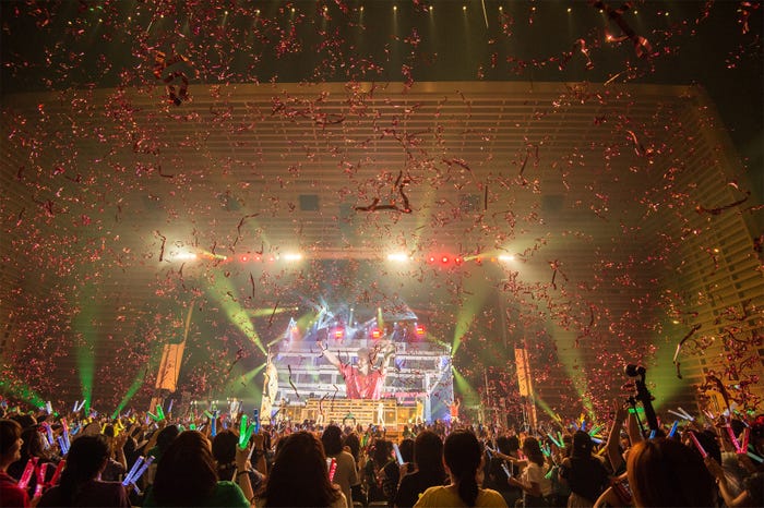 ライブの様子(写真提供:SDR)