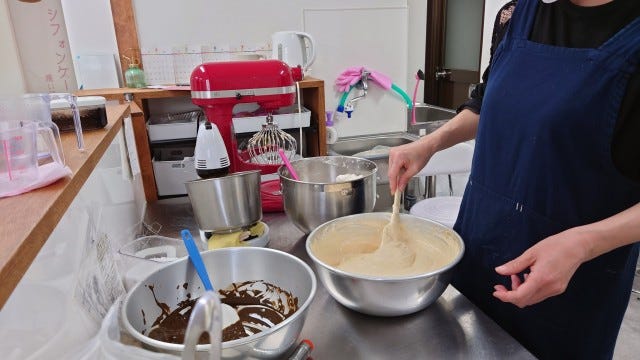 毎日違う品揃え！種類いっぱい！ふわふわシフォンケーキのお店【大阪府豊中市】