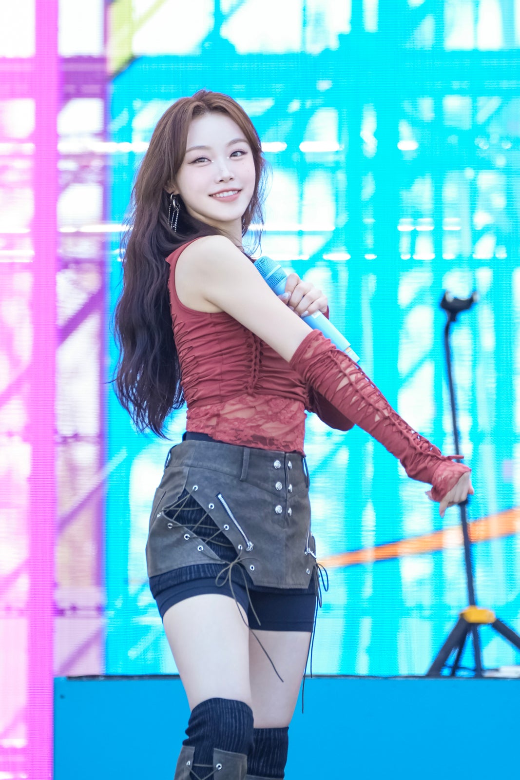 SUHYEON（スヒョン）／Billlie「Weverse Park」（C）2024 Weverse Con Festival