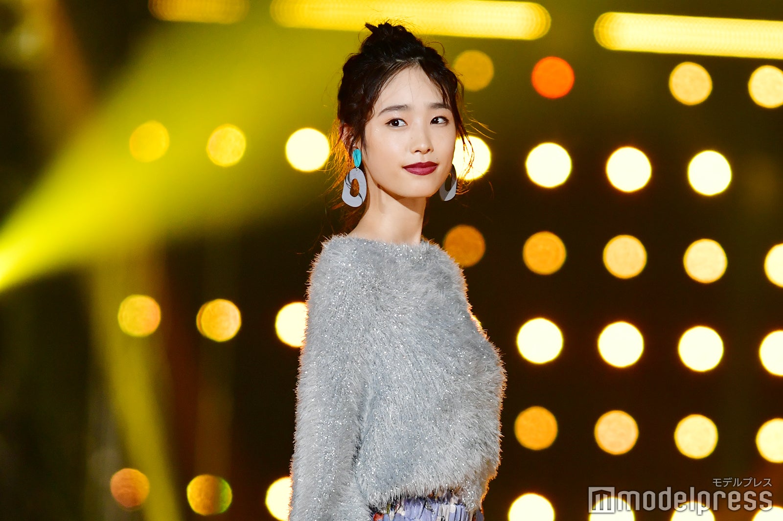 「高嶺の花」コスプレ姿で話題の高橋ひかる、モテオーラ全開 美しいうなじ覗く＜TGC2018A／W＞