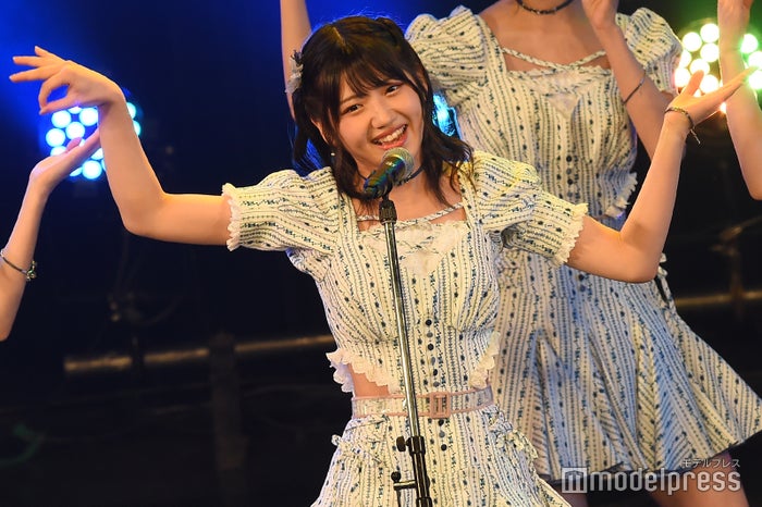 Akb48 10周年tifで大トリ 8曲ノンストップステージに興奮の渦 Tif19 セットリスト モデルプレス