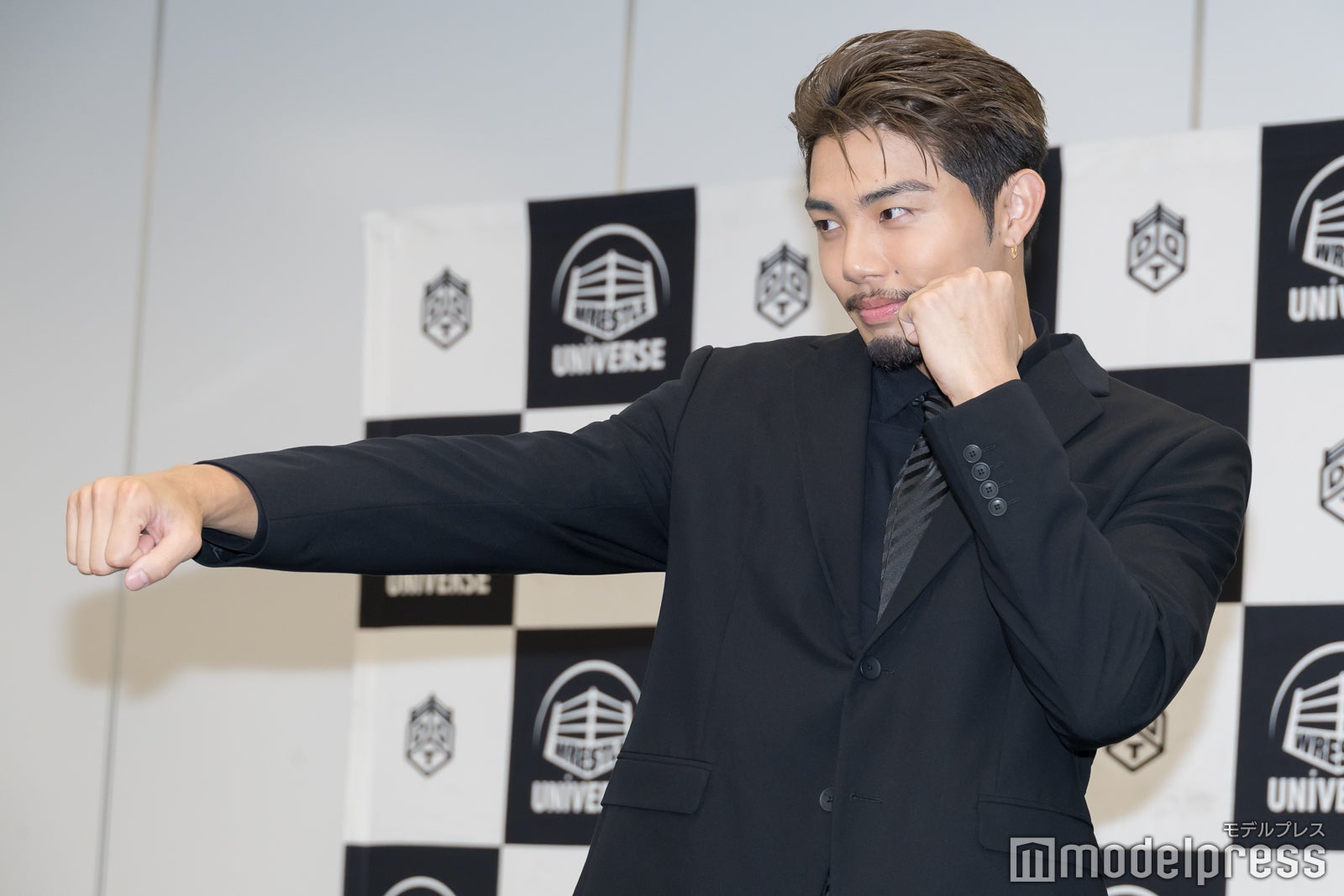 武知海青（C）モデルプレス