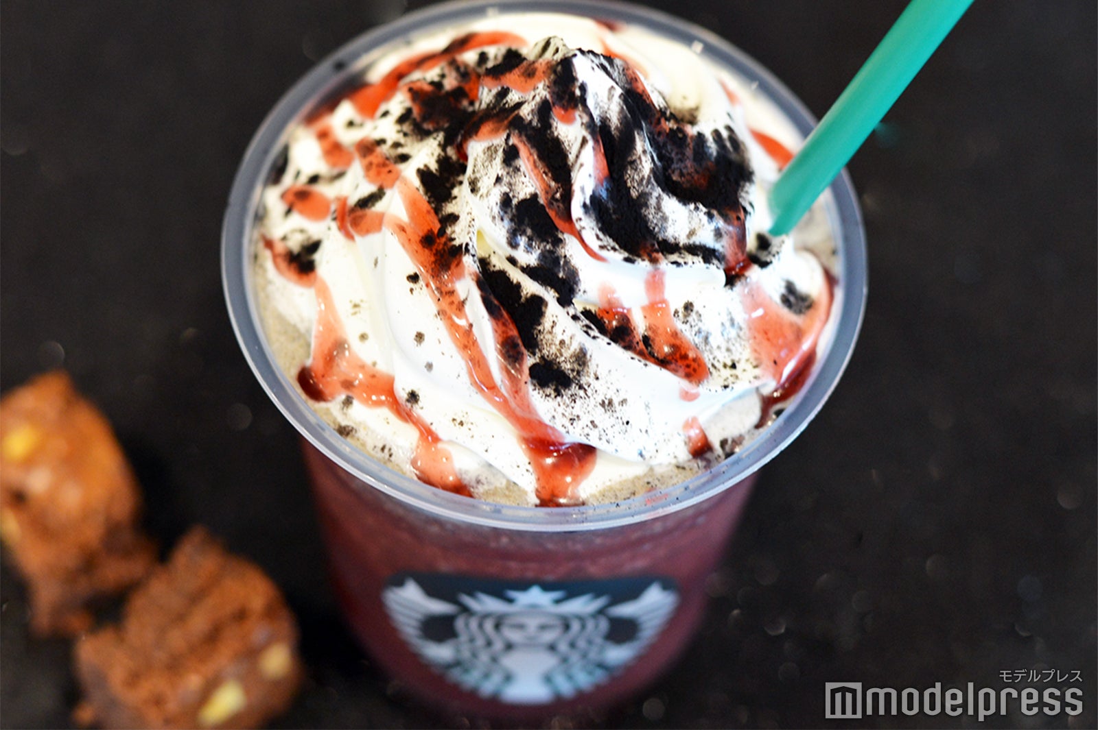 「ハロウィン ダーク ナイト フラペチーノ」（C）モデルプレス