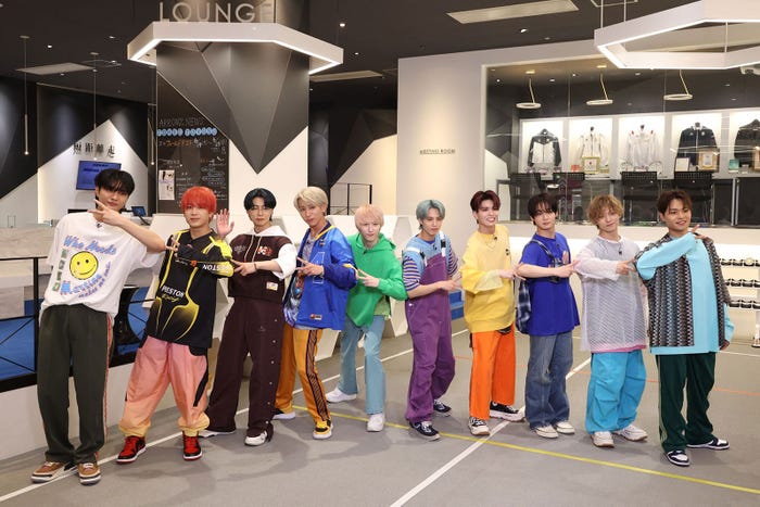 (左から)中川勝就、本田康祐、佐野文哉、浦野秀太、四谷真佑、小堀柊、栗田航兵、太田駿静、古瀬直輝、海帆(C)フジテレビ