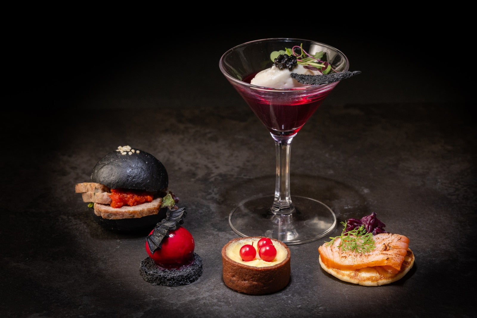 EN-CHANTED BITE（提供写真）