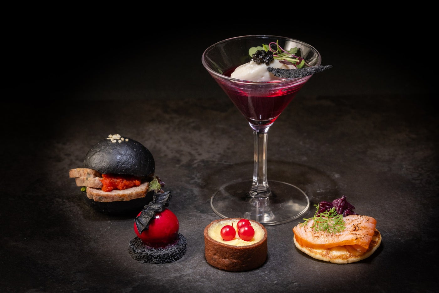 EN-CHANTED BITE（提供写真）