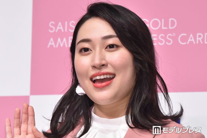 丸山礼「髪切りました！」すっきりショートヘア姿が話題「別人級に雰囲気違う」「きれいなお姉さん」