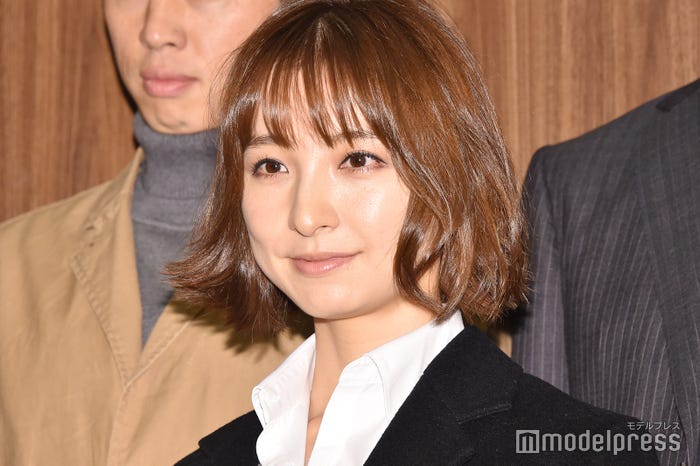 篠田麻里子(C)モデルプレス