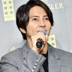 山下智久 コード ブルー オフショット公開でファン歓喜 すでに懐かしい 藍沢先生大好き モデルプレス