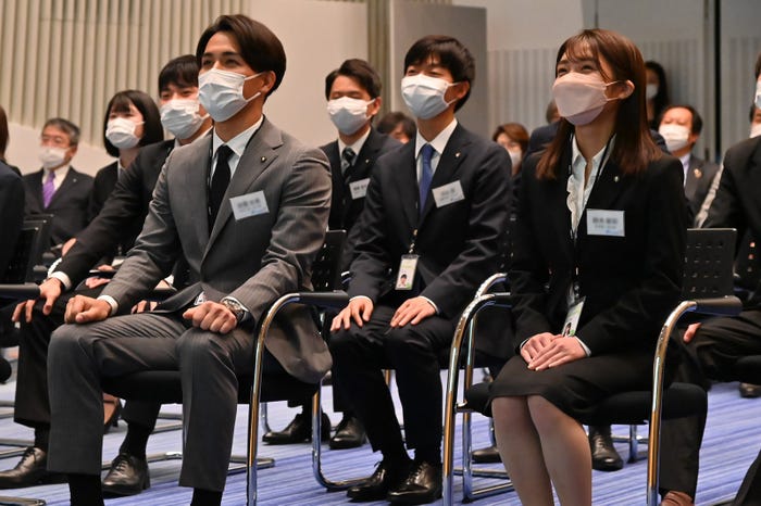 木村拓哉&満島ひかり、テレビ朝日入社式にサプライズ出演 (C)テレビ朝日