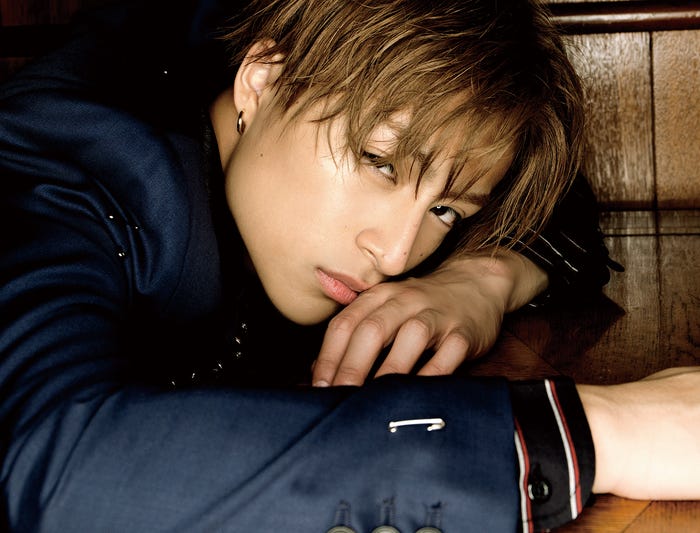 「盛れてる」と本人お気に入りのカット/白濱亜嵐/撮影:遠藤貴也「白濱亜嵐ファースト写真集 TIMBRE(ティンバー)」より(画像提供:徳間書店)