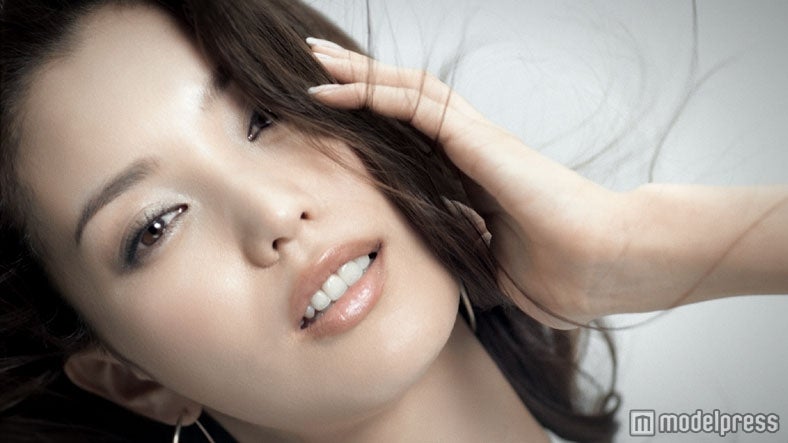 蛯原友里（CMカット）