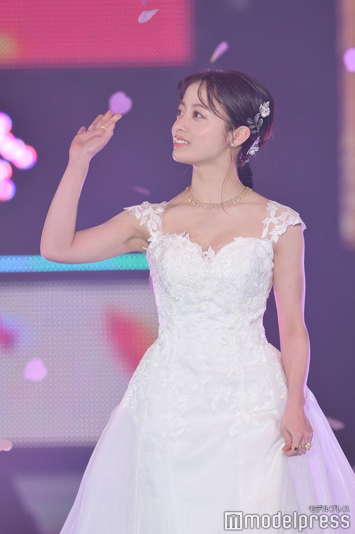 橋本環奈(C)モデルプレス
