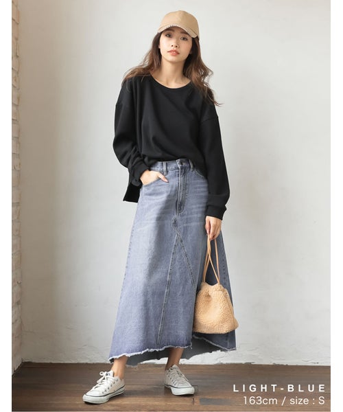 水色スカートで春を装う 21 明るいカラーでも大人見えする着こなしとは モデルプレス