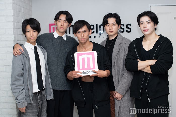 大石優真さん、長瀬史聖さん、日下部翔大さん、増田悠佑さん、李論さん「ミスター東大コンテスト2025」ファイナリスト(C)モデルプレス