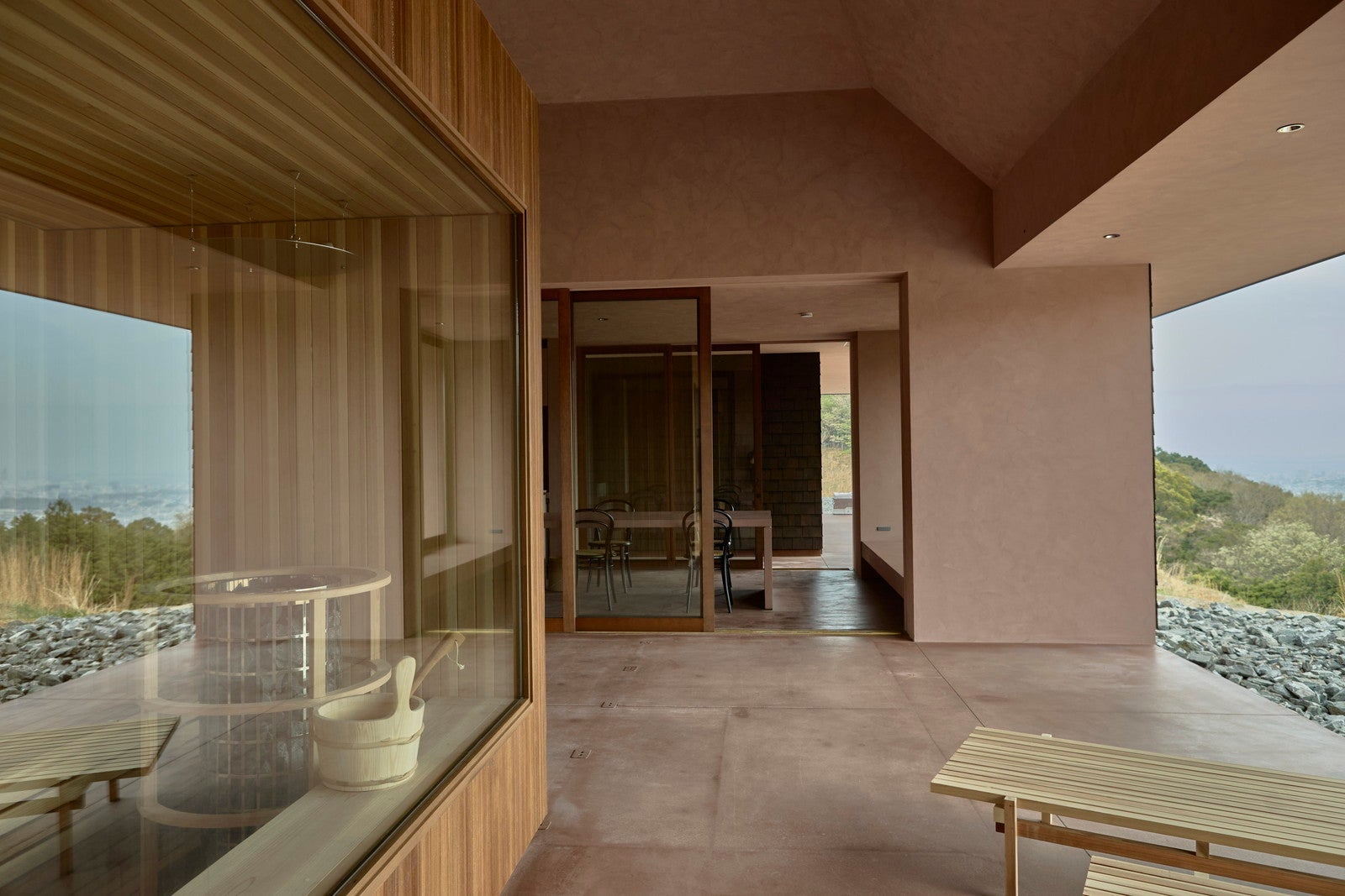 福岡にスノーピークの宿泊施設「Snow Peak YAKEI SUITE