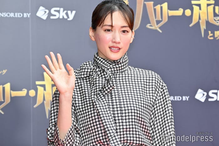 綾瀬はるか (C)モデルプレス