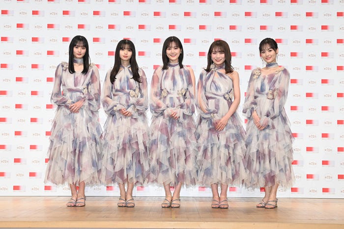 乃木坂46(左から)遠藤さくら、齋藤飛鳥、生田絵梨花、秋元真夏、山下美月(C)NHK