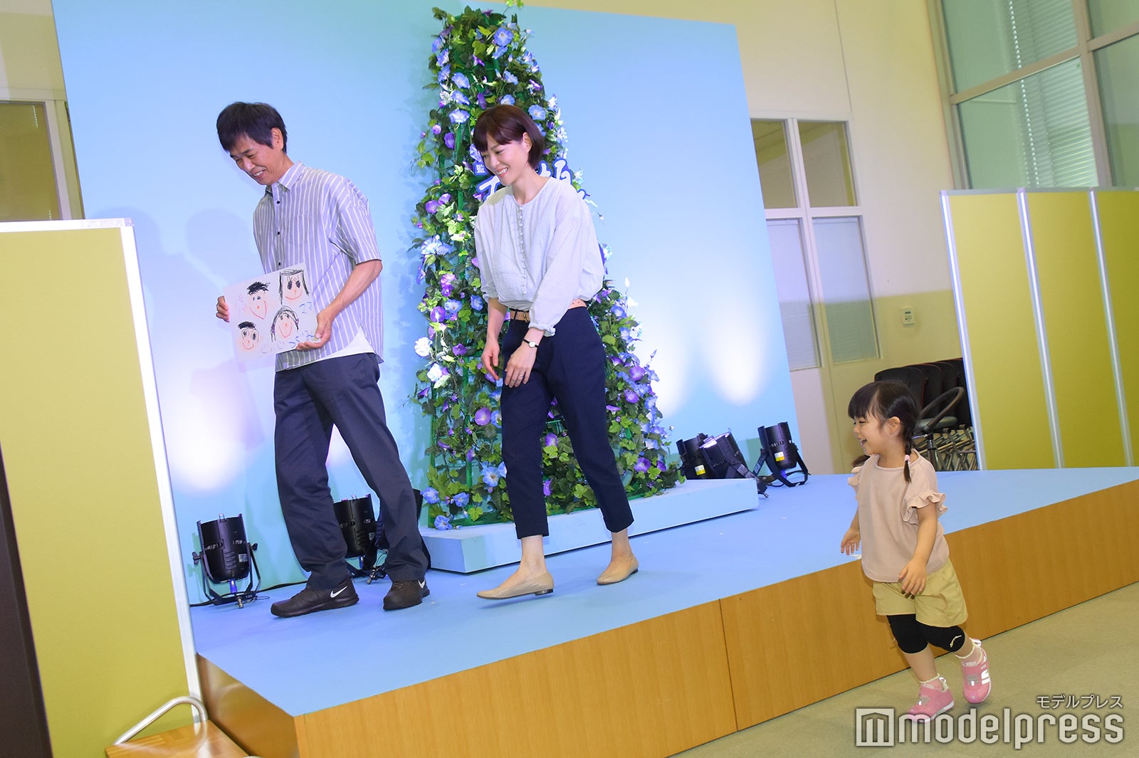 時任三郎、上野樹里、加藤柚凪 （C）モデルプレス