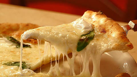 小田有花のピッツァ(写真提供:関西テレビ)