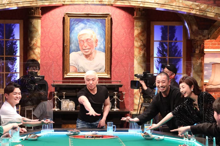 ノブ、松本人志、大悟、高岡早紀、DJ松永(C)フジテレビ