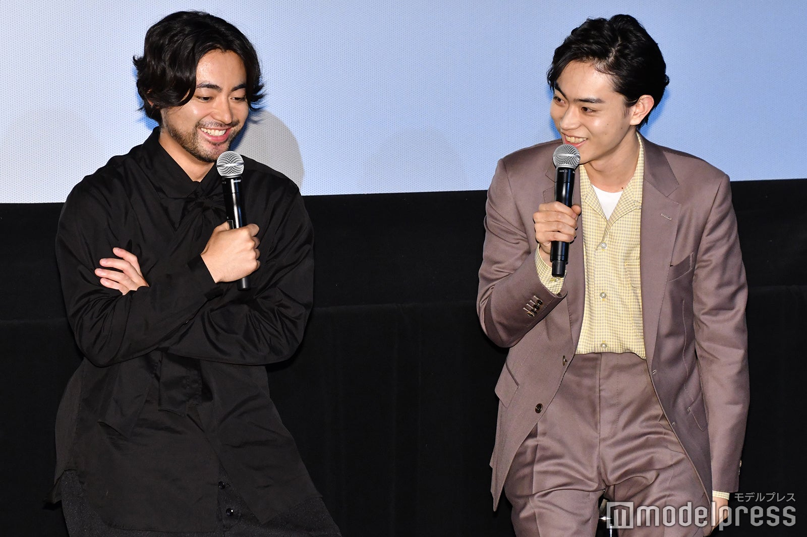 山田孝之、菅田将暉 （C）モデルプレス