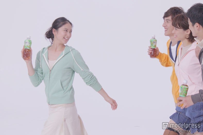 武井咲のCM撮影風景