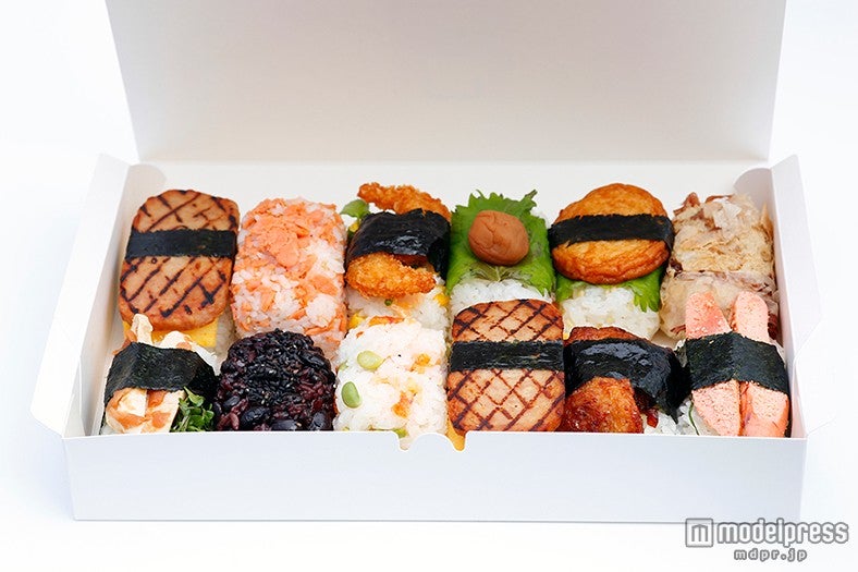 可愛いハワイアンおむすびカフェで栄養満点のヘルシーなカフェタイム