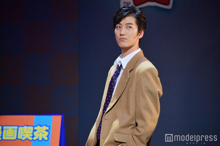 水田航生、胸キュンの制服姿を披露(C)モデルプレス