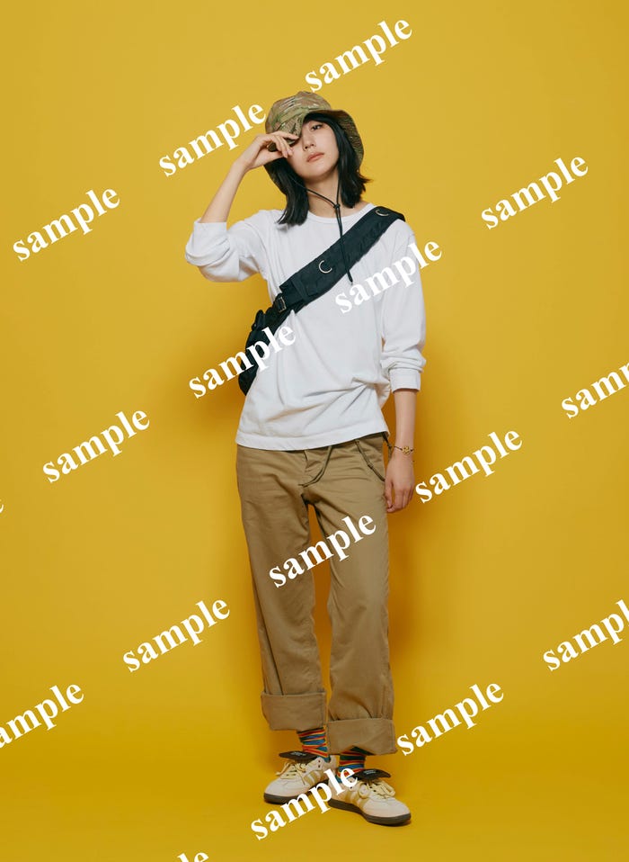 土生瑞穂/丸善ジュンク堂書店限定特典ポストカード/撮影:三瓶康友